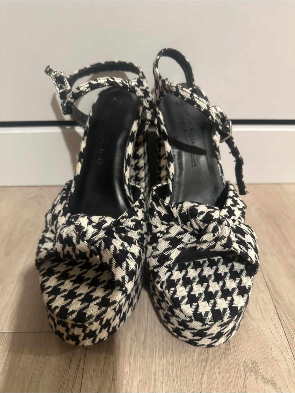 Wild Diva Black & White Houndstooth Platform Heels